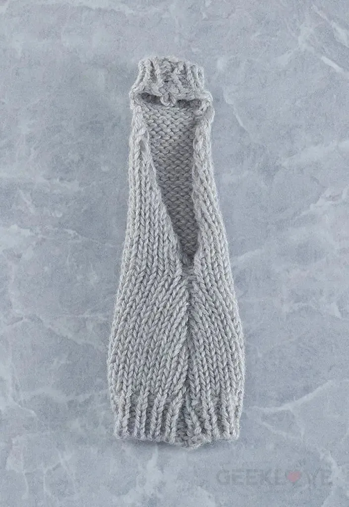 figma Styles Backless Sweater